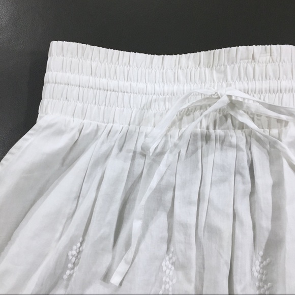 Theory White Eyelet Elastic Draw Waist Skirt - Picture 3 of 8